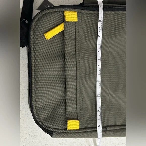 ✨NWT✨ Roots: Lunch Bag - Picture 8 of 9